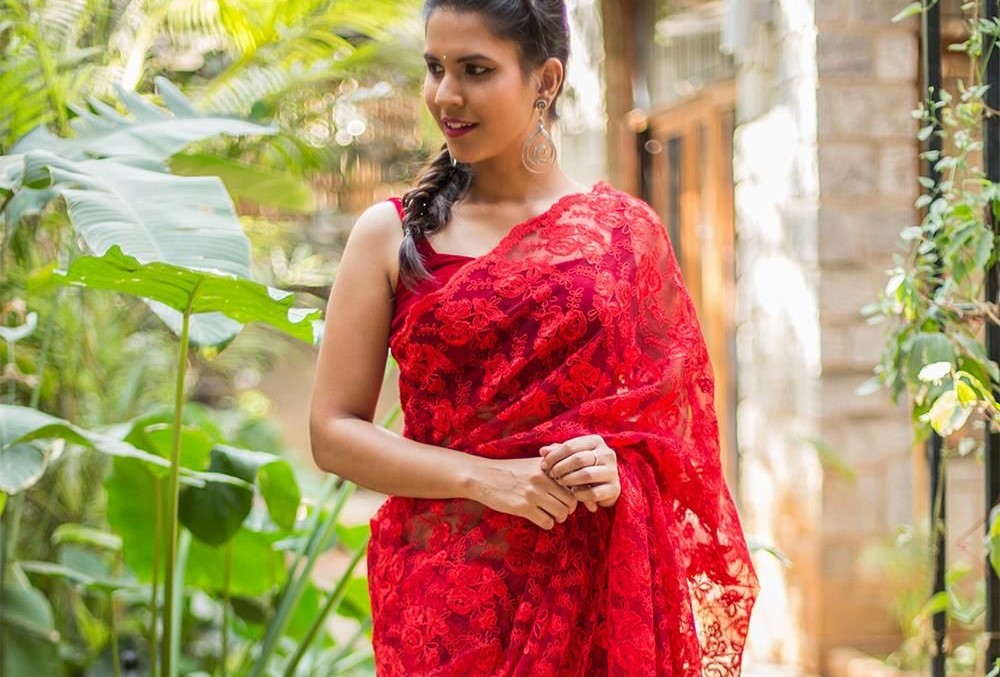 red net saree blouse design