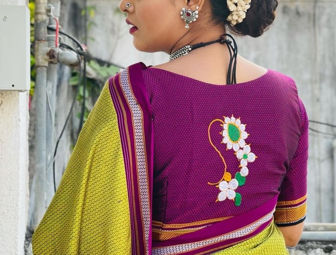 traditional blouse design image for back neck