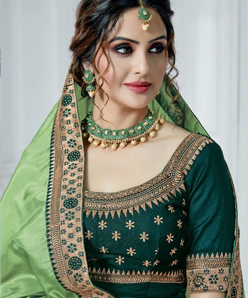 deep neck saree blouse
