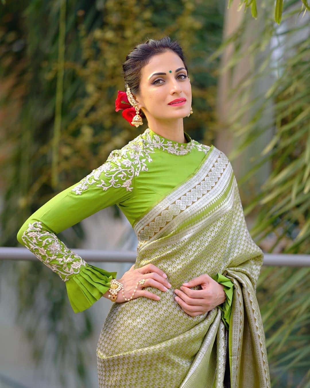 silk-saree-design blouse