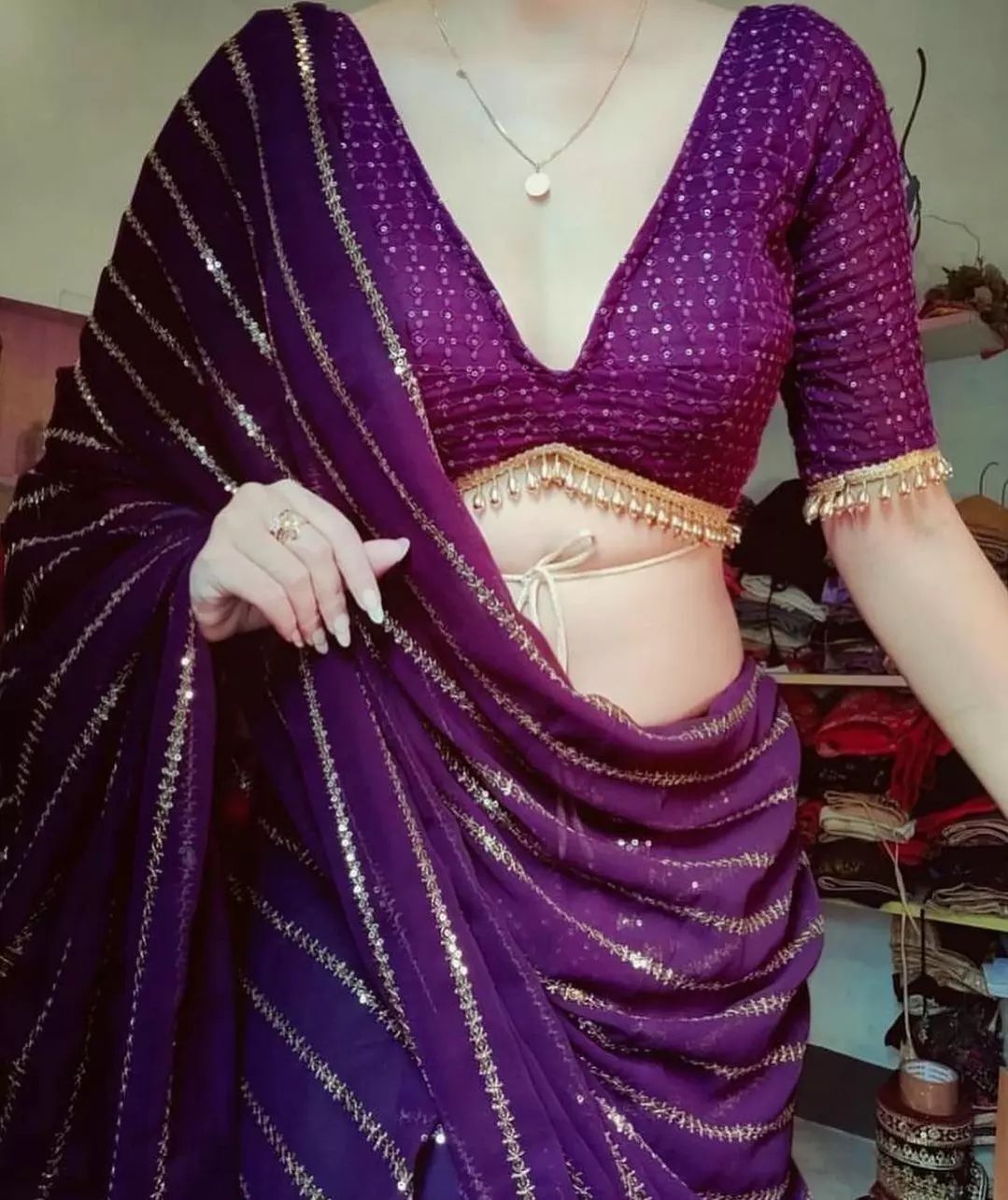 purple V-Neck Saree Blouse Designs