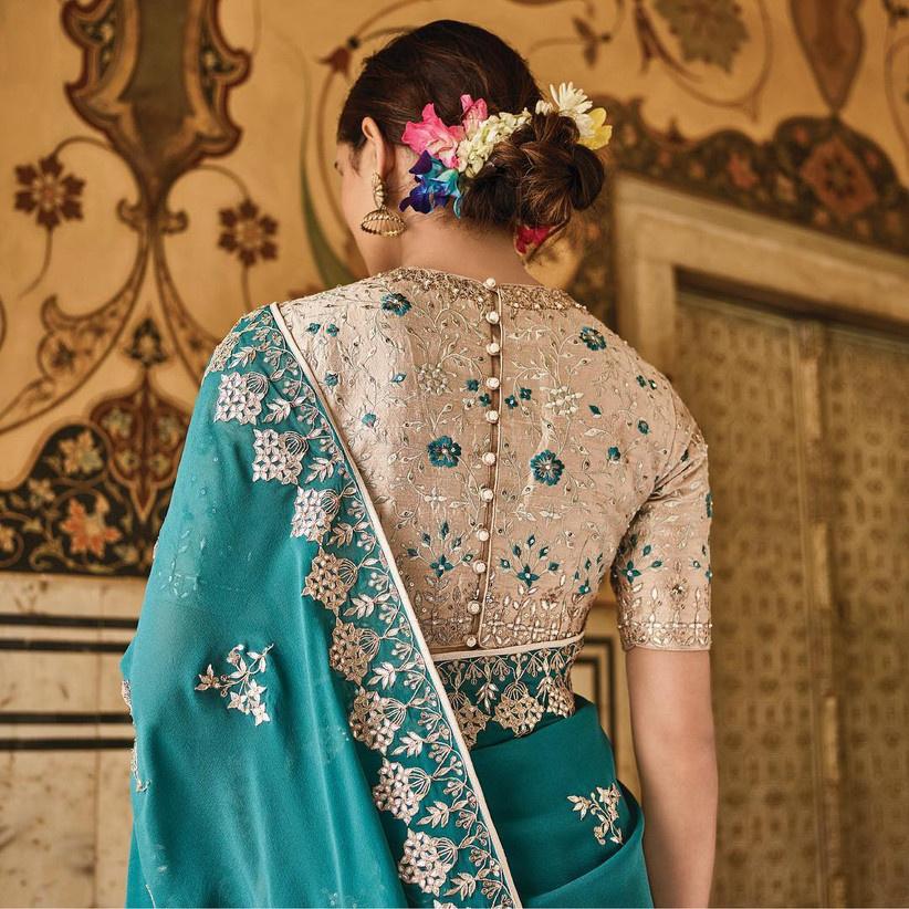 Unique Wedding Paithani Blouse Design Back Neck Pattern